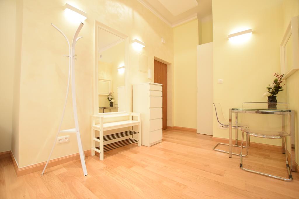 Elegant Apartment Foksal Βαρσοβία Εξωτερικό φωτογραφία